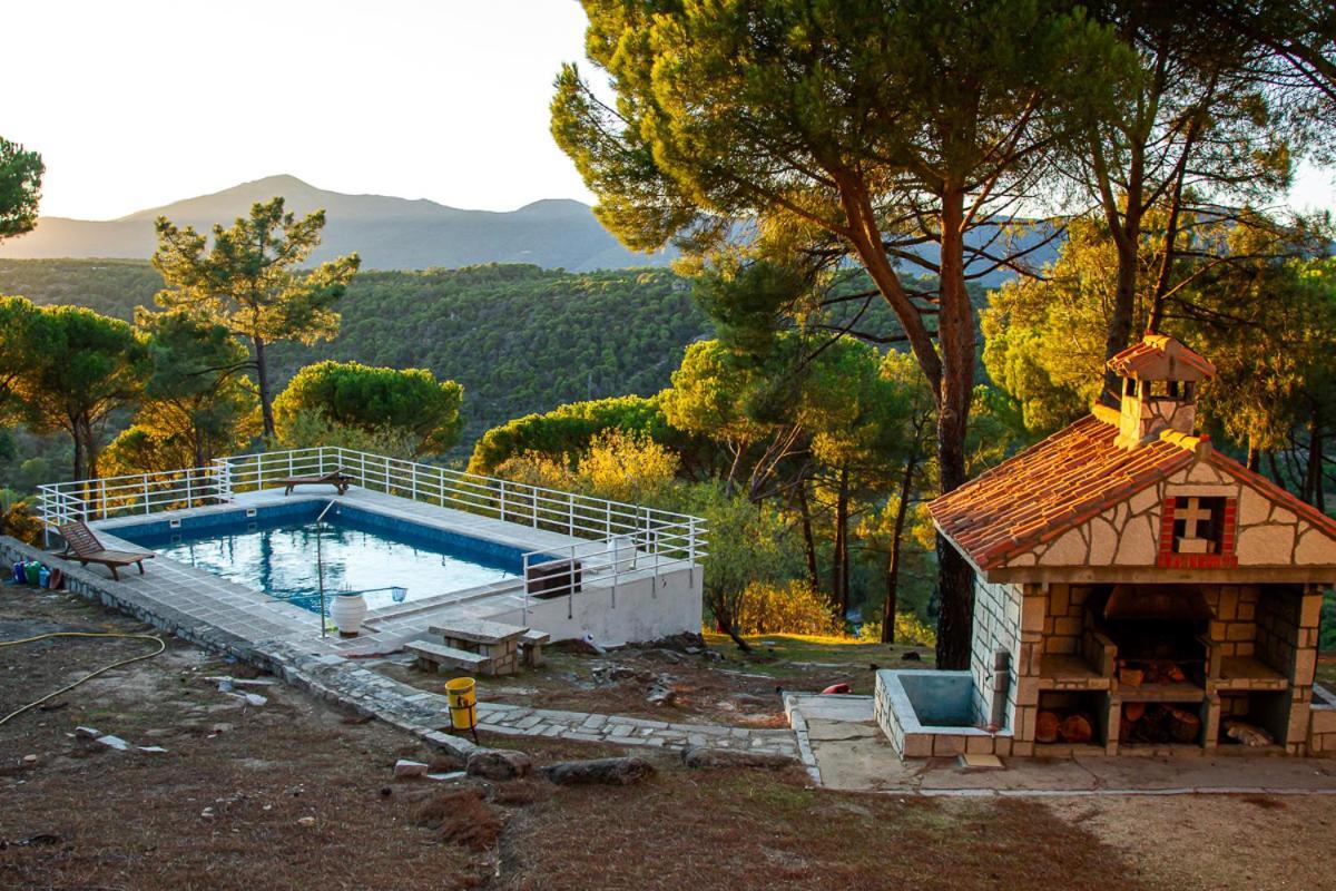 Casa Cadalso, Mirador De Gredos, Madrid Guest House Cadalso de los Vidrios Exterior photo